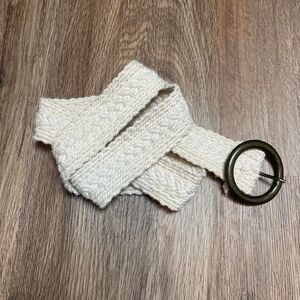 vintage white knitted boho beachy braided crochet belt with brassy circle buckle